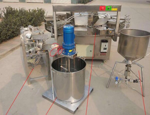 Cone waffle making machine for ice cream 25 kg / h