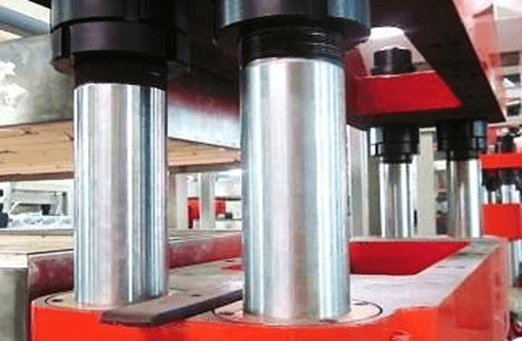 Plastik idishlar ishlab chiqarish uskunasi US-TQC-750