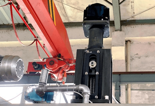 Plastik idishlar ishlab chiqarish uskunasi US-TQC-750